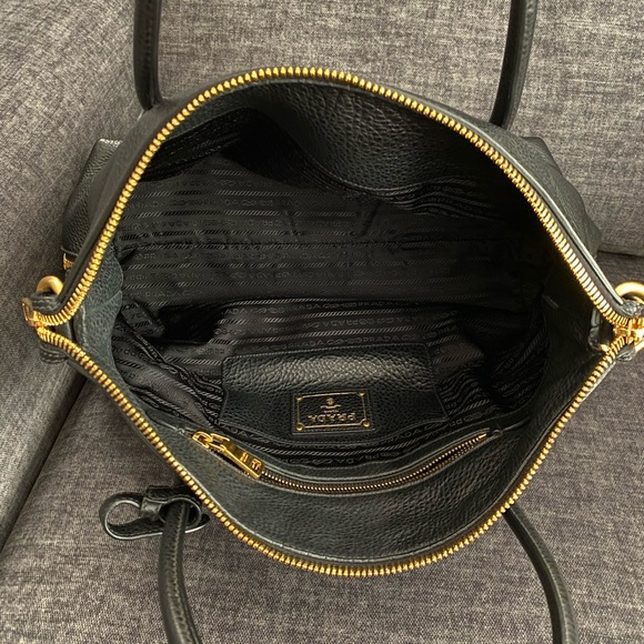 PRADA
Black Vitello Daino Leather Bauletto Top Handle Bag - Picture 7 of 17